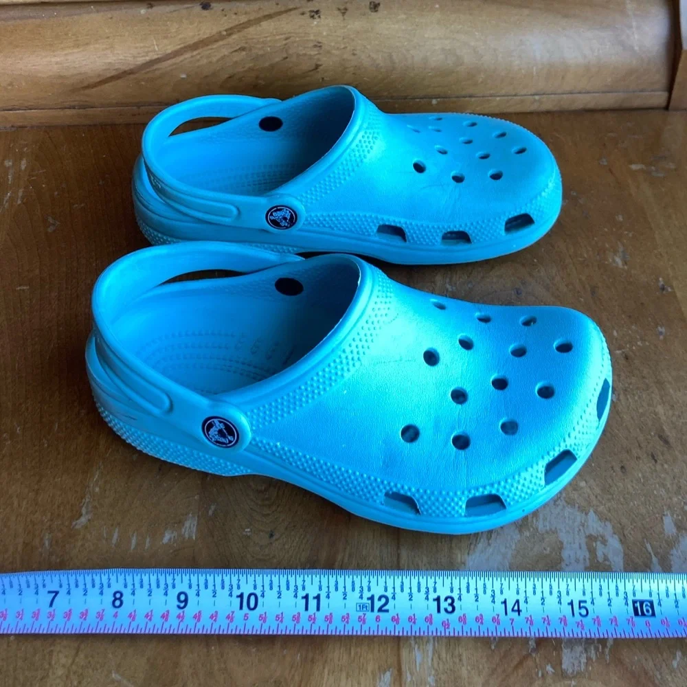 🩵💙 preloved CROCS Kids Aqua Water Shoes